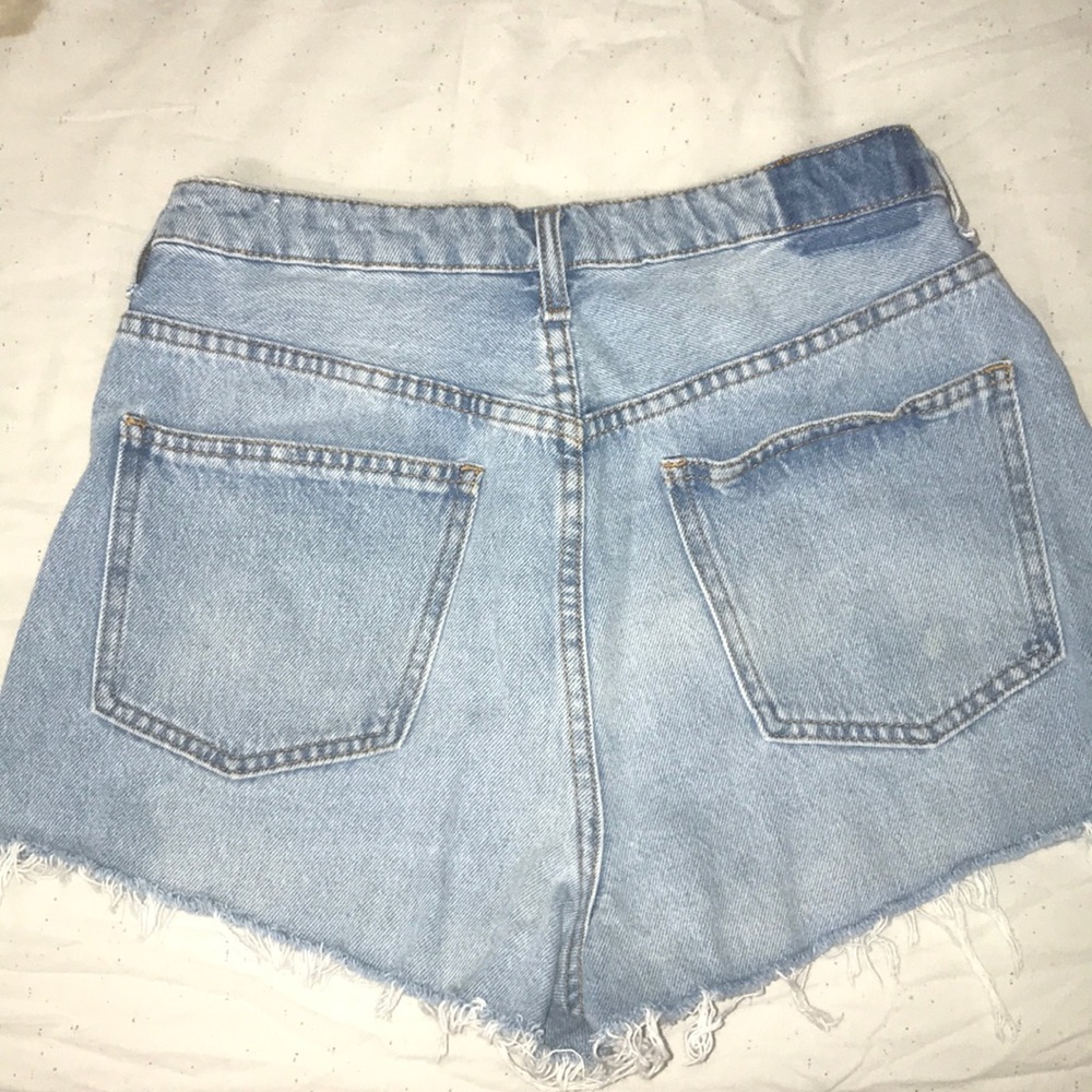 High waisted denim shorts - Picture 2 of 5